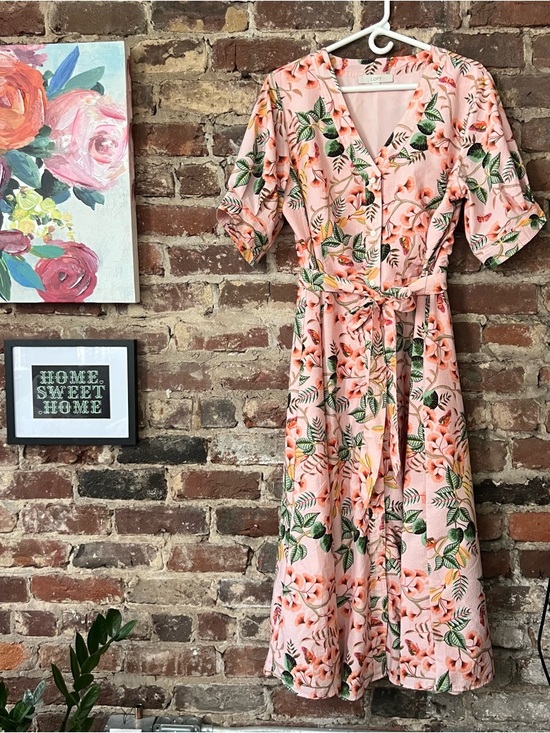 LOFT Dresses & Skirts - LOFT Peach-Pink Floral Midi Dress with Green Leaf Print